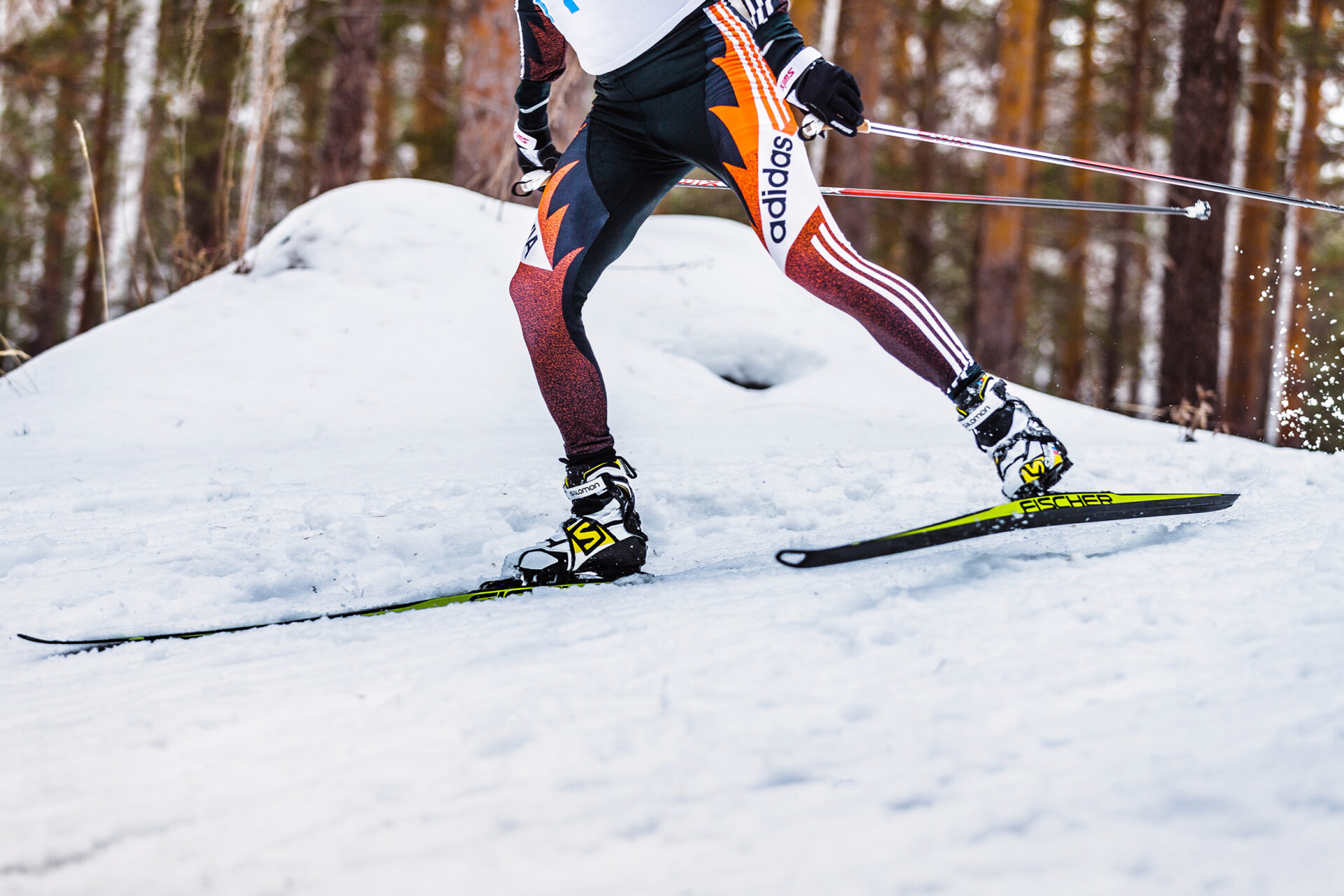 Svenska Skidförbundet skriver avtal med jätten Adidas – kommer klä längdlandslag i 8 år